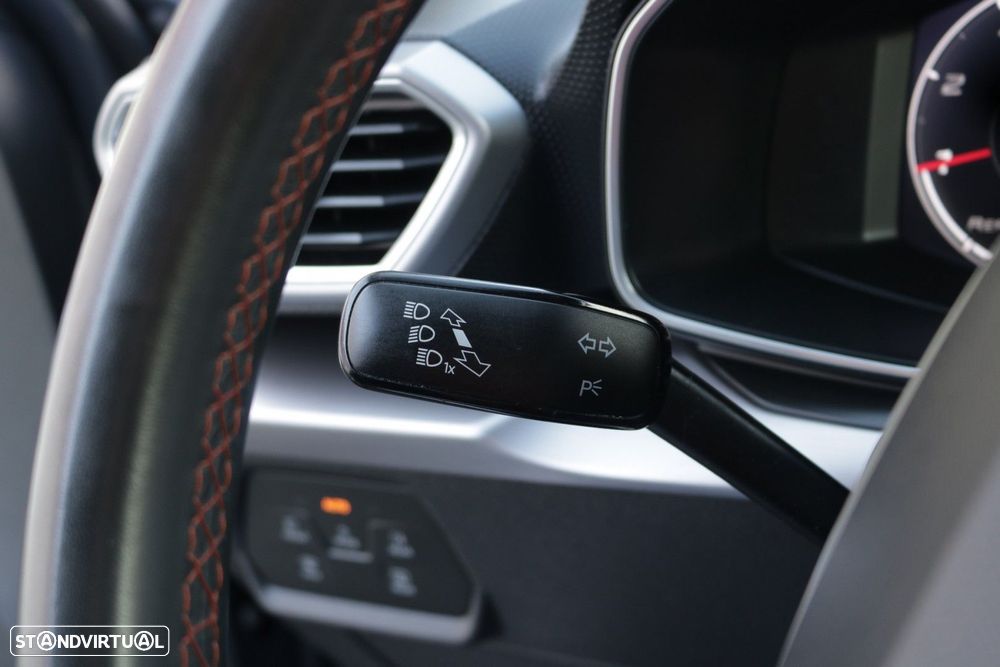 SEAT Leon ST 2.0 TDI FR DSG - 38
