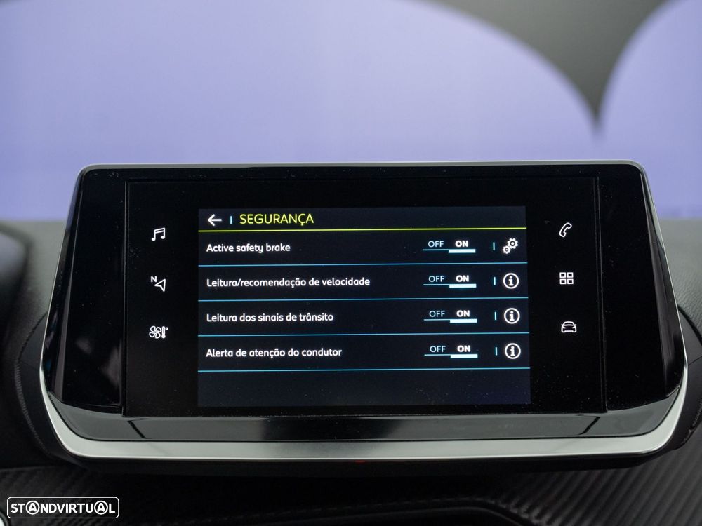 Peugeot e-208 50 kWh Active Pack — fotografia 36