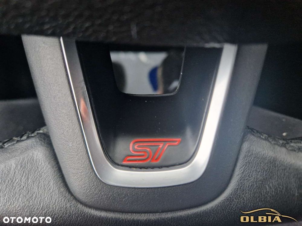 Ford Focus 2.0 EcoBoost ST - 25