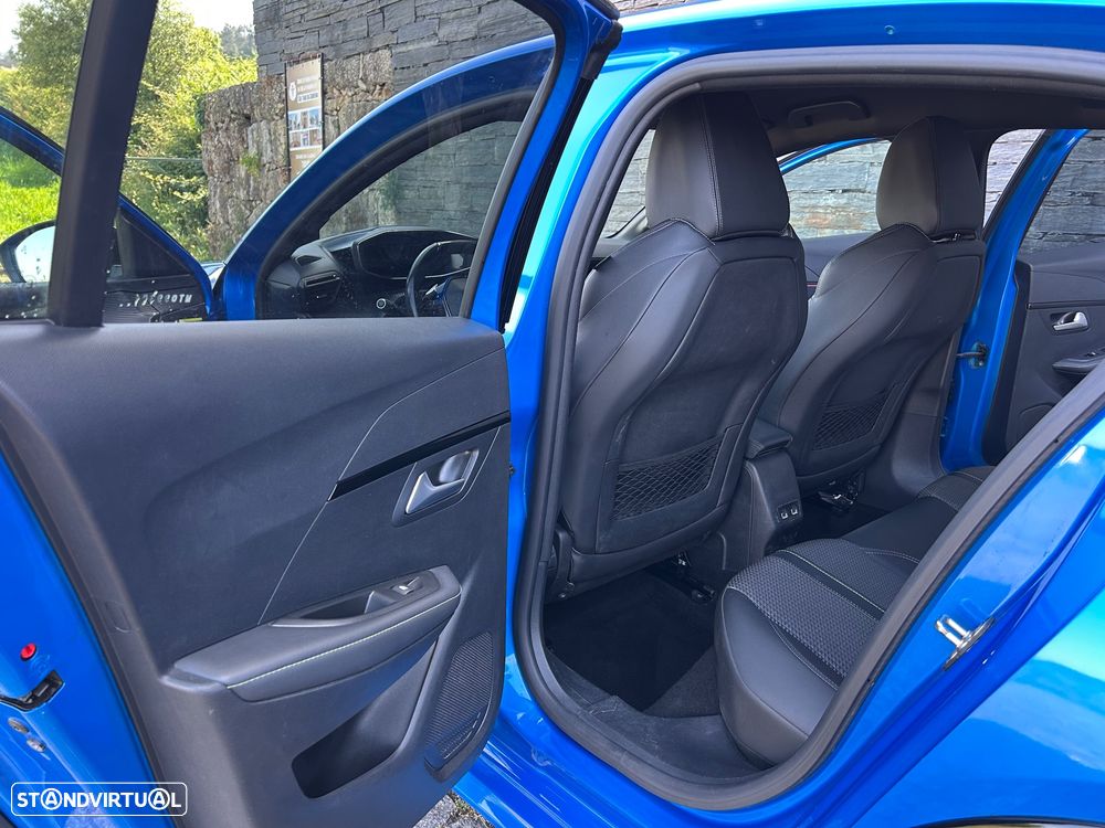 Peugeot e-208 50 kWh GT Line - 13