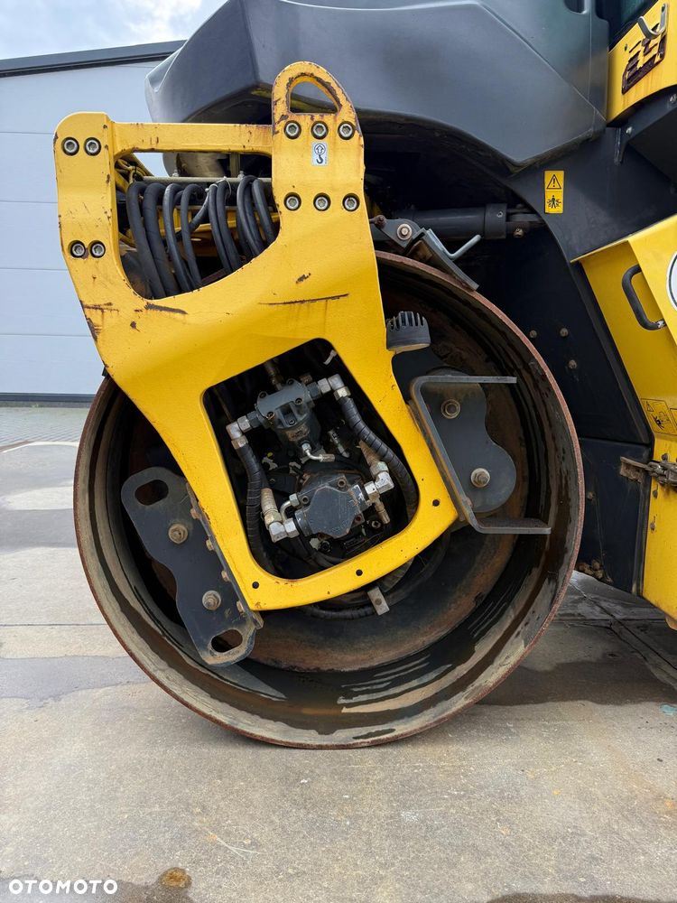 Bomag BW 154 AP-4 AM - 11