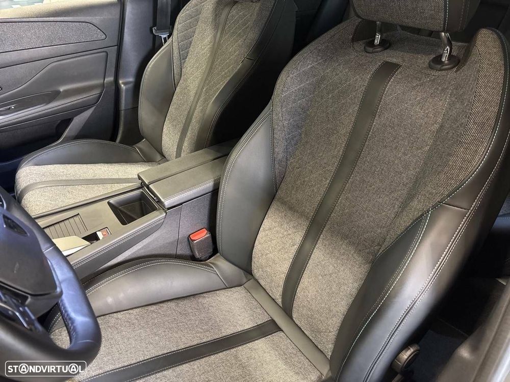 Peugeot 408 1.2 PureTech Allure EAT8 - 9