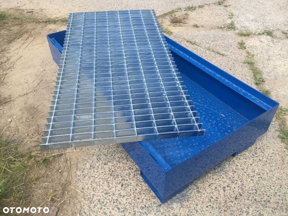 Wanna wychwytowa z kratownicą PMB  na jedną beczkę 50 L