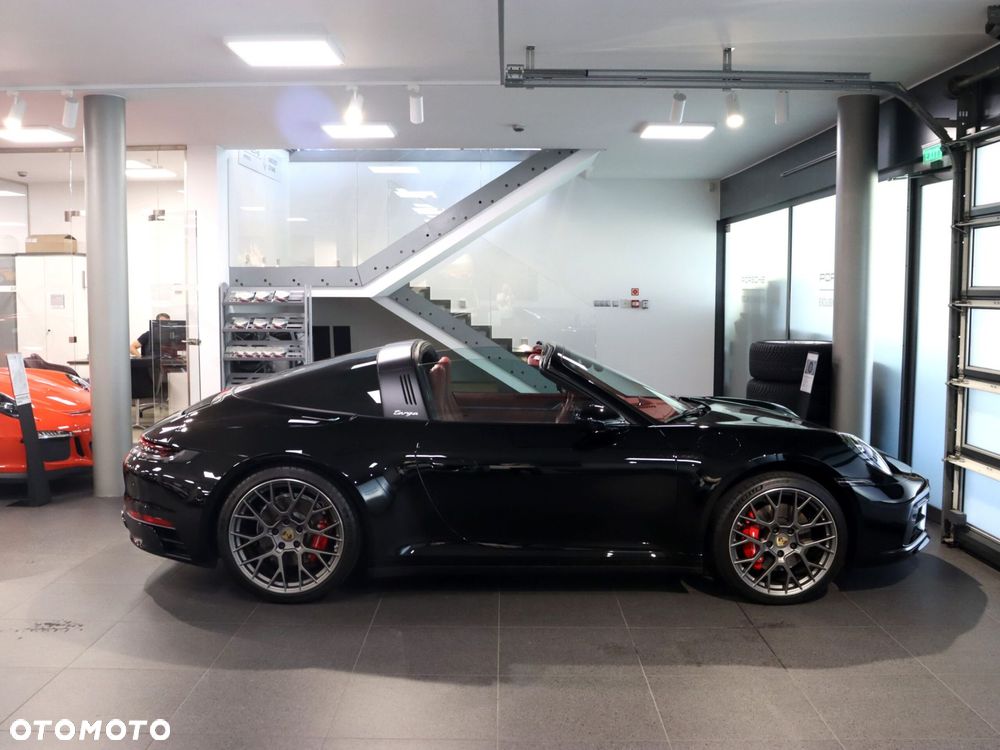 Porsche 911 Targa 4S - 10