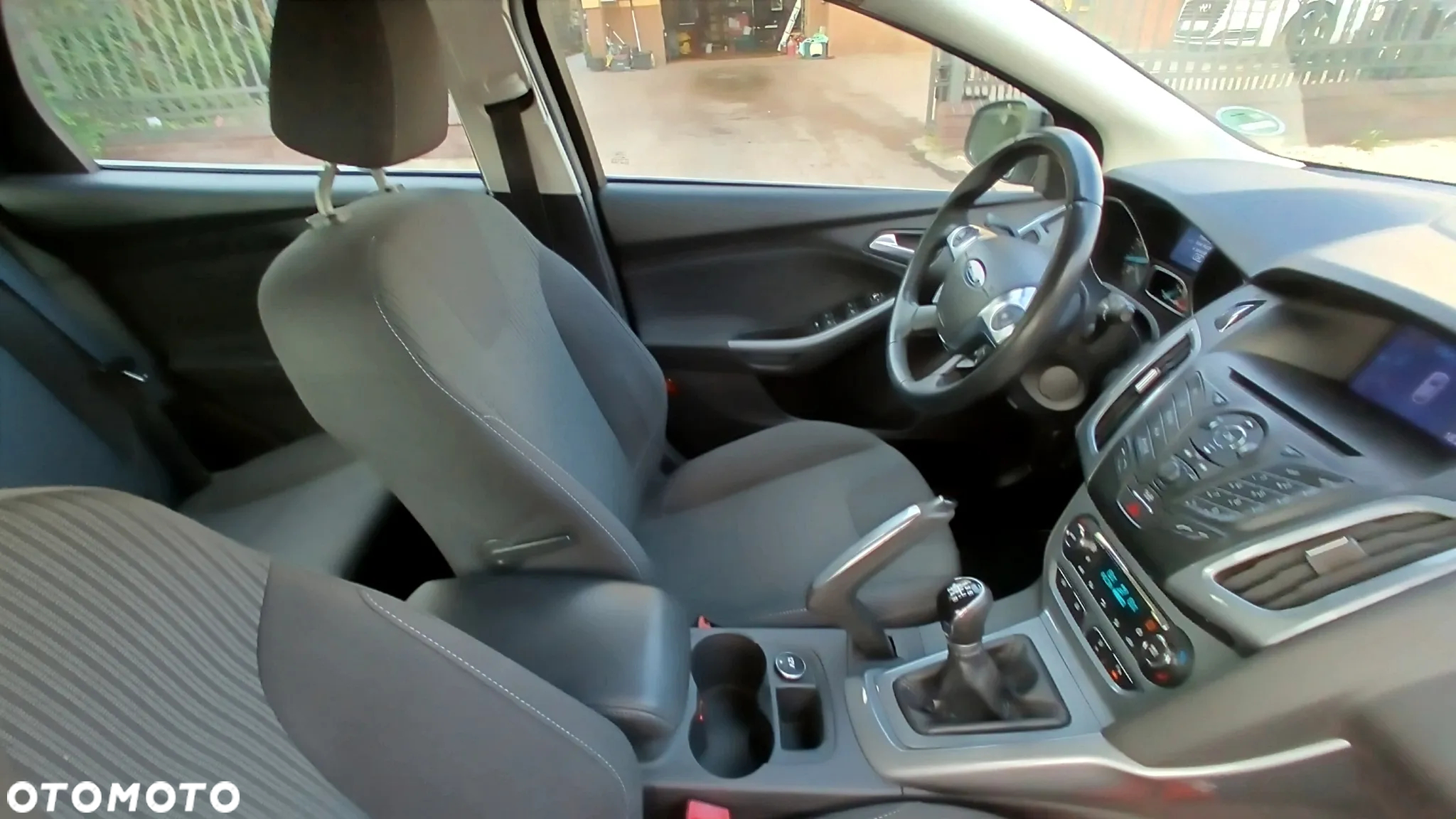 Ford Focus 1.6 Titanium - 16