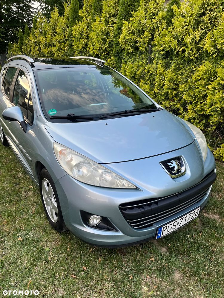 Peugeot 207 1.4 - 10