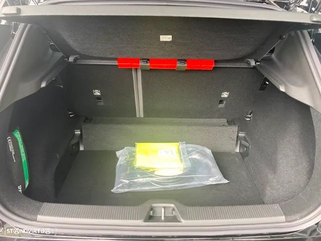 Volvo EX30 51 kWh Single Motor Core - 40