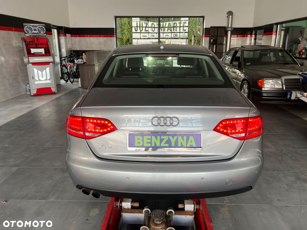 Audi A4 Limousine 1.8 TFSI S line Sportpaket (plus) - 32