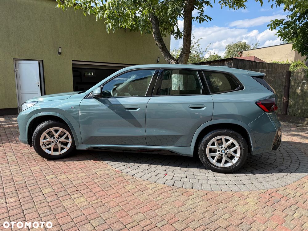 BMW iX1 eDrive20 66.5kWh M Sport Edition - 7