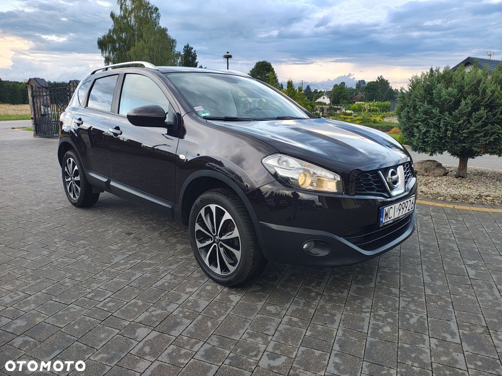 Nissan Qashqai - 2