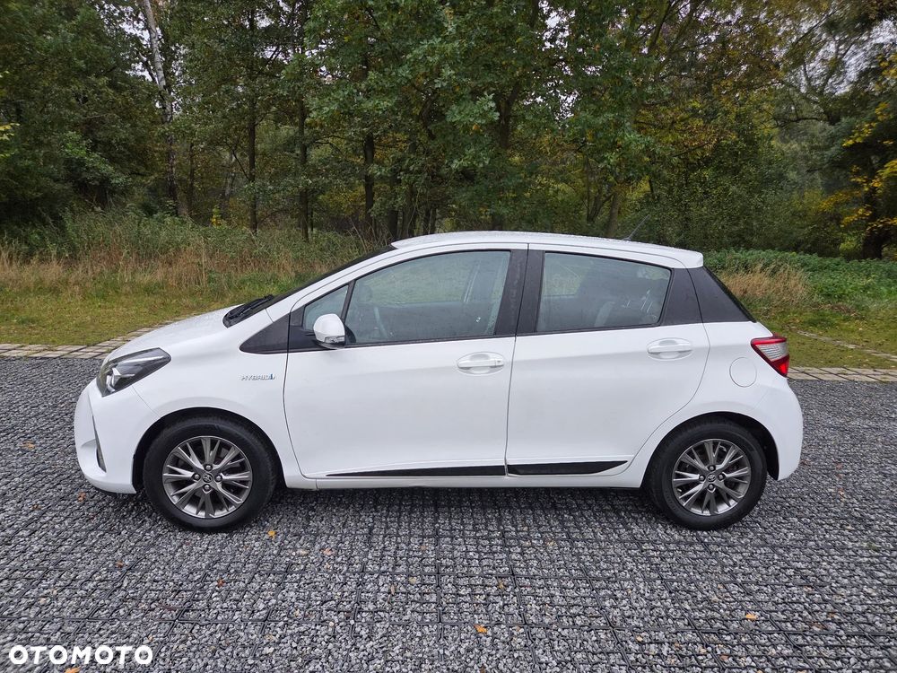 Toyota Yaris - 1