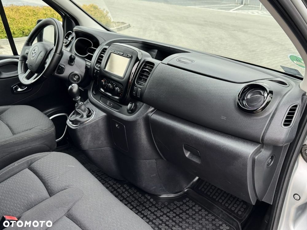 Opel Vivaro - 35