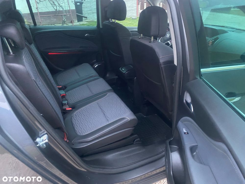 Opel Zafira 2.0 CDTI Cosmo - 12