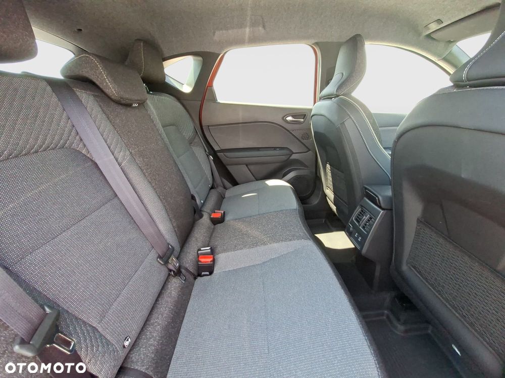 Renault Captur - 24