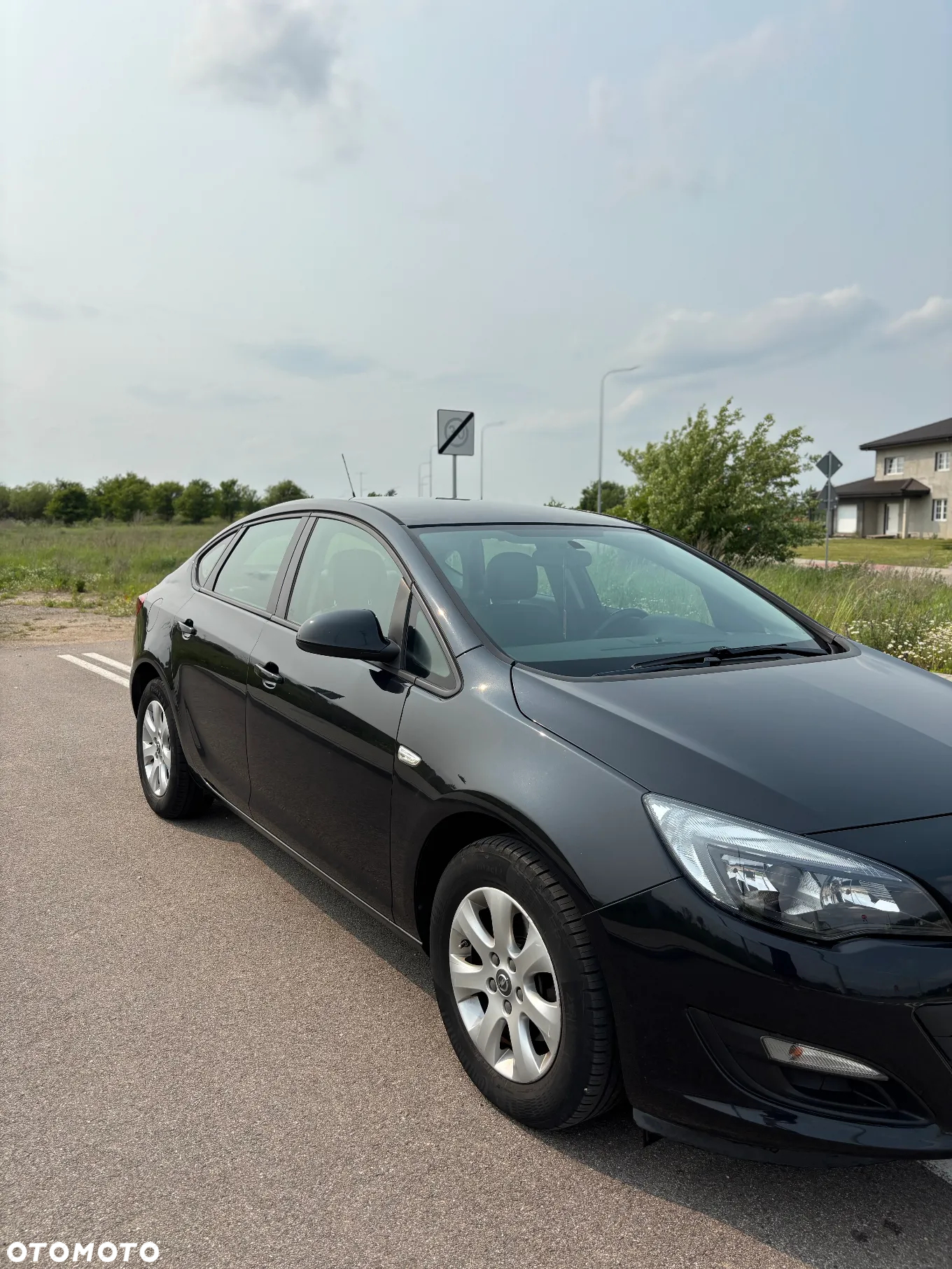 Opel Astra IV 1.6 CDTI Business - 4