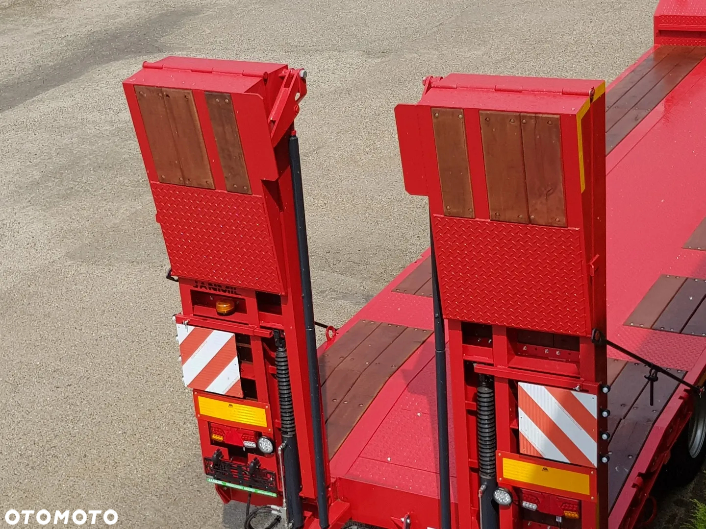 Janmil DMC 46 T / oś skrętna / NAJAZDY HYDRAULICZNE / poszerzana / - 11