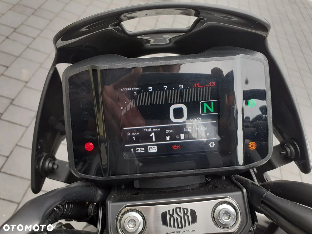 Yamaha XSR - 5