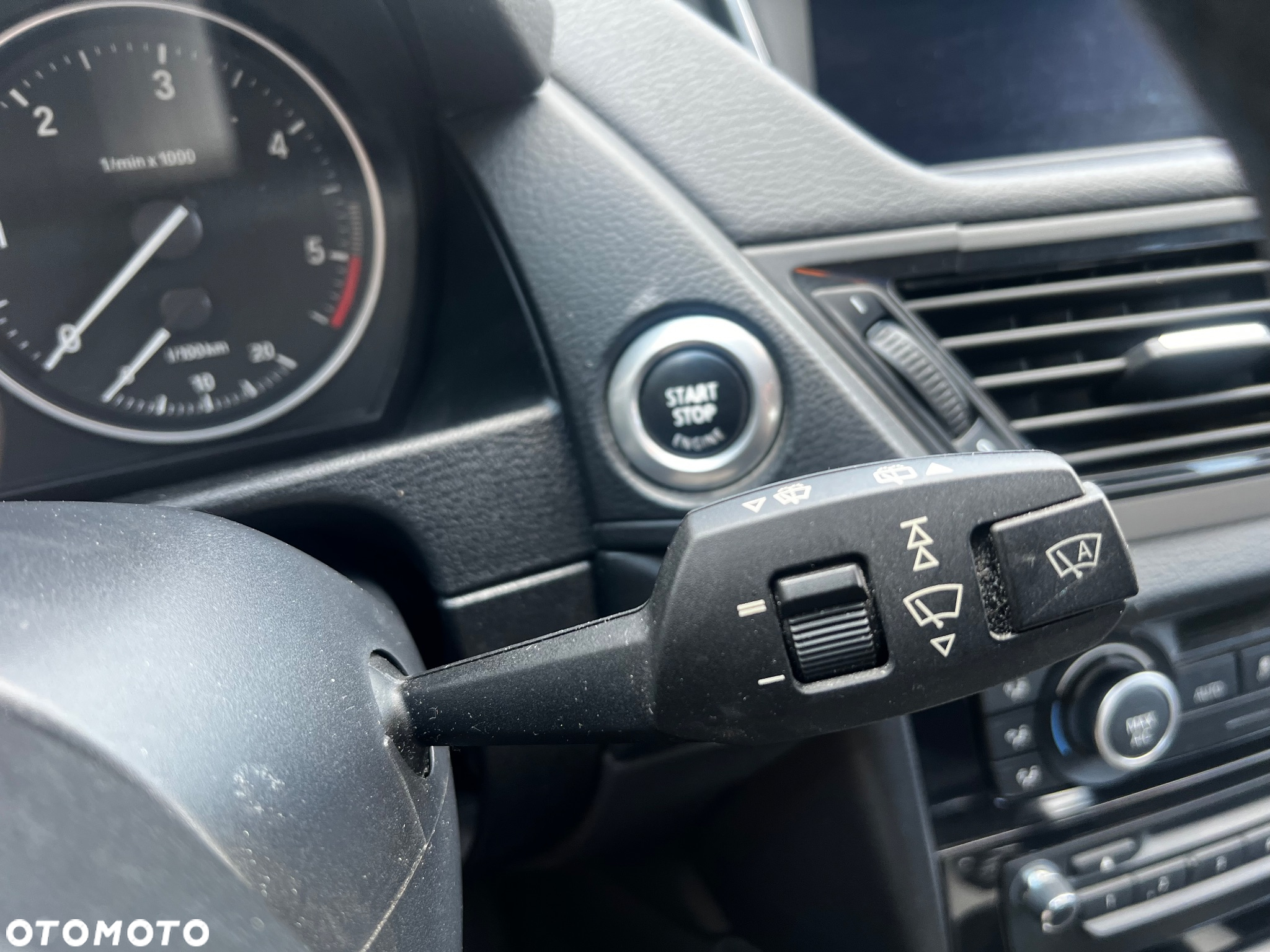 BMW X1 sDrive18d - 24