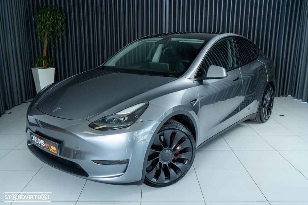 Tesla Model Y Performance Dual Motor AWD - 5
