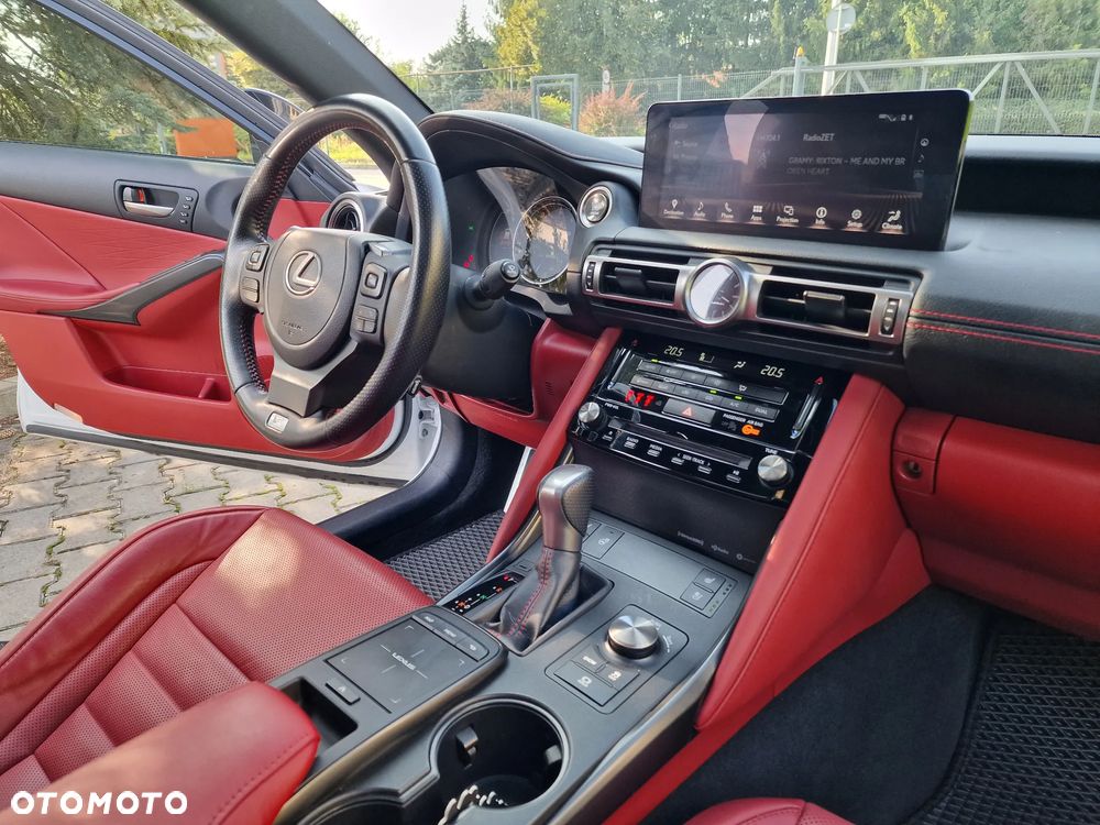 Lexus IS - 21