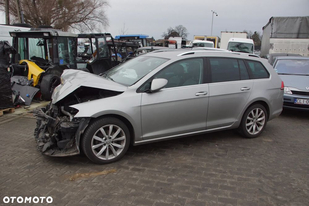 Auto na części - Volkswagen Golf VII 1.6 TDI 110 KM CXXB QYB LB7W 2015R Silnik Skrzynia Drzwi Błotnik Klapa Zderzak Lusterko Szyba Klamka Deska Kokpit Sterownik Moduł Czujnik Licznik Wyświetlacz Kierownica Panel - 8