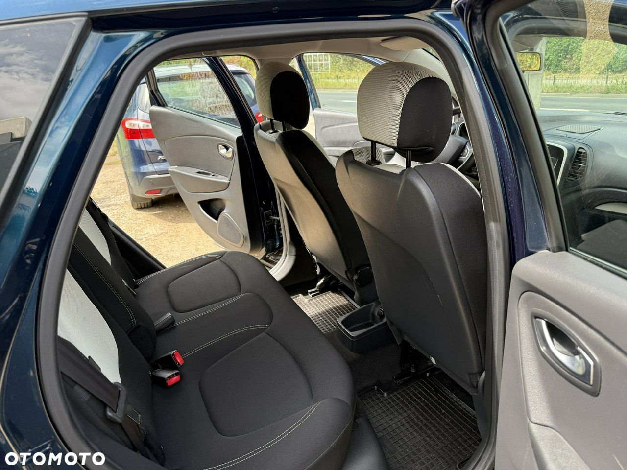 Renault Captur - 26