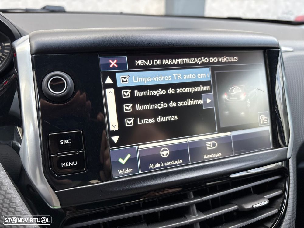 Peugeot 208 1.2 PureTech Style - 33