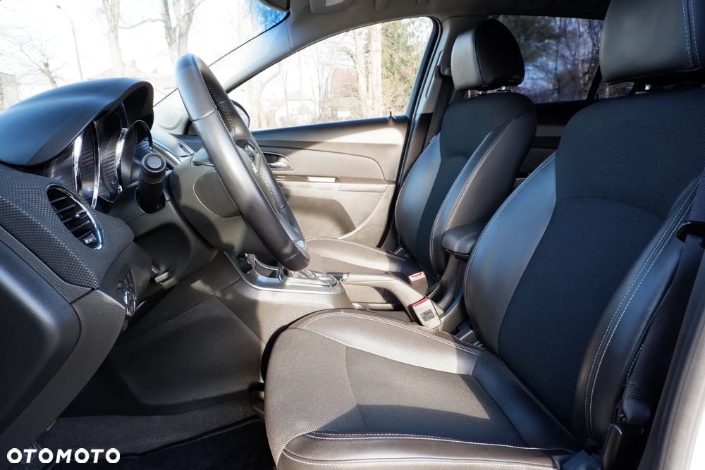 Chevrolet Cruze 1.7TD LT+ - 25