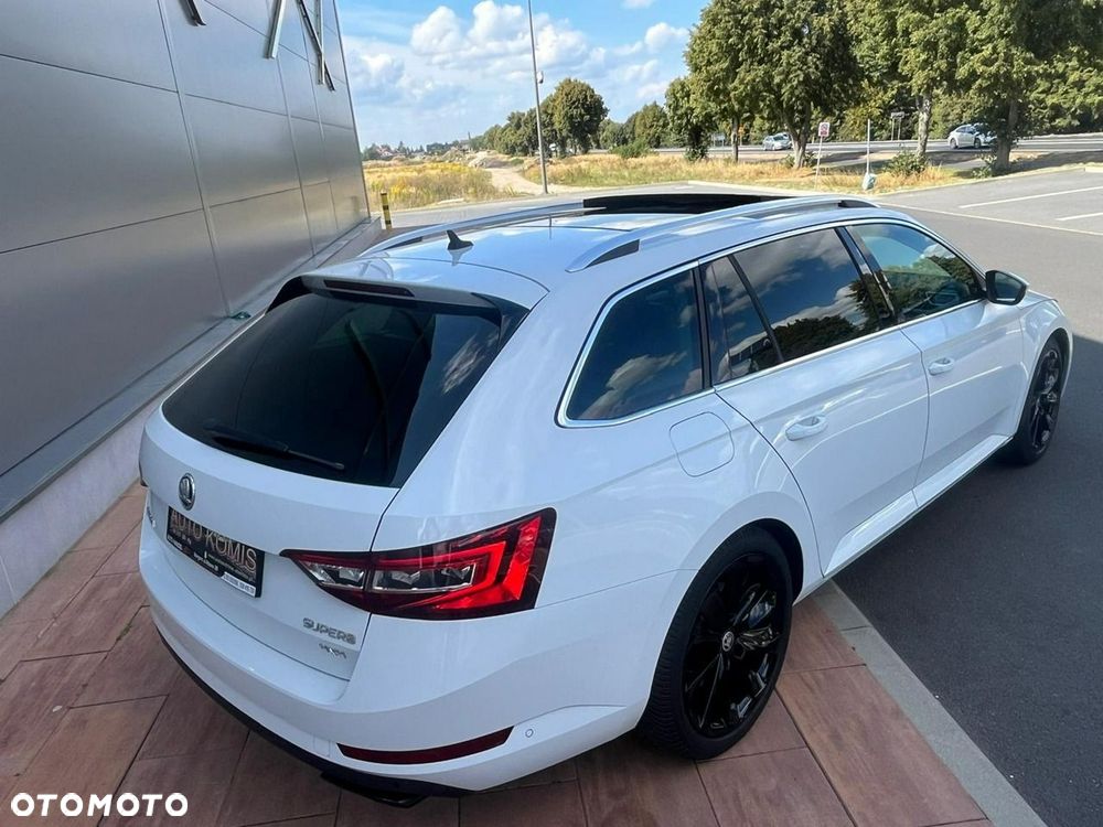 Skoda Superb 2.0 TSI 4x4 DSG Style - 37