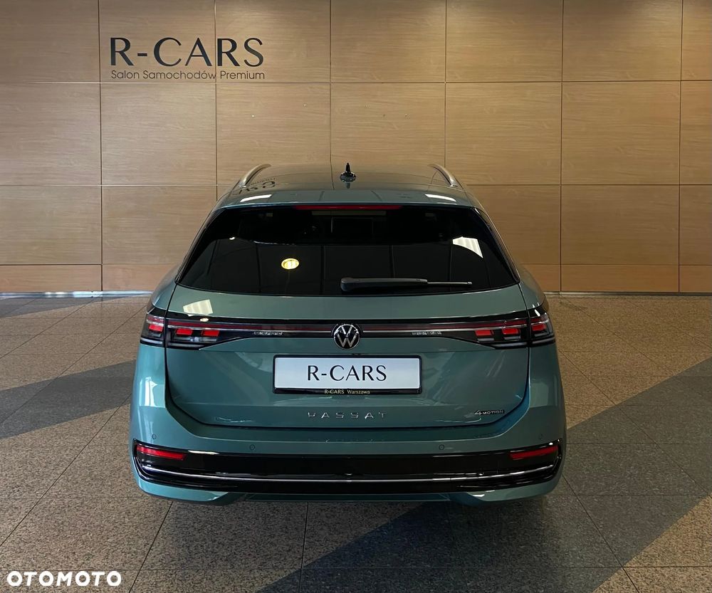 Volkswagen Passat 2.0 TDI SCR 4Mot Elegance DSG - 5