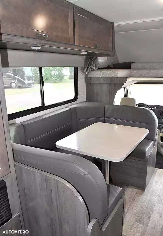 Ford E350 - 9
