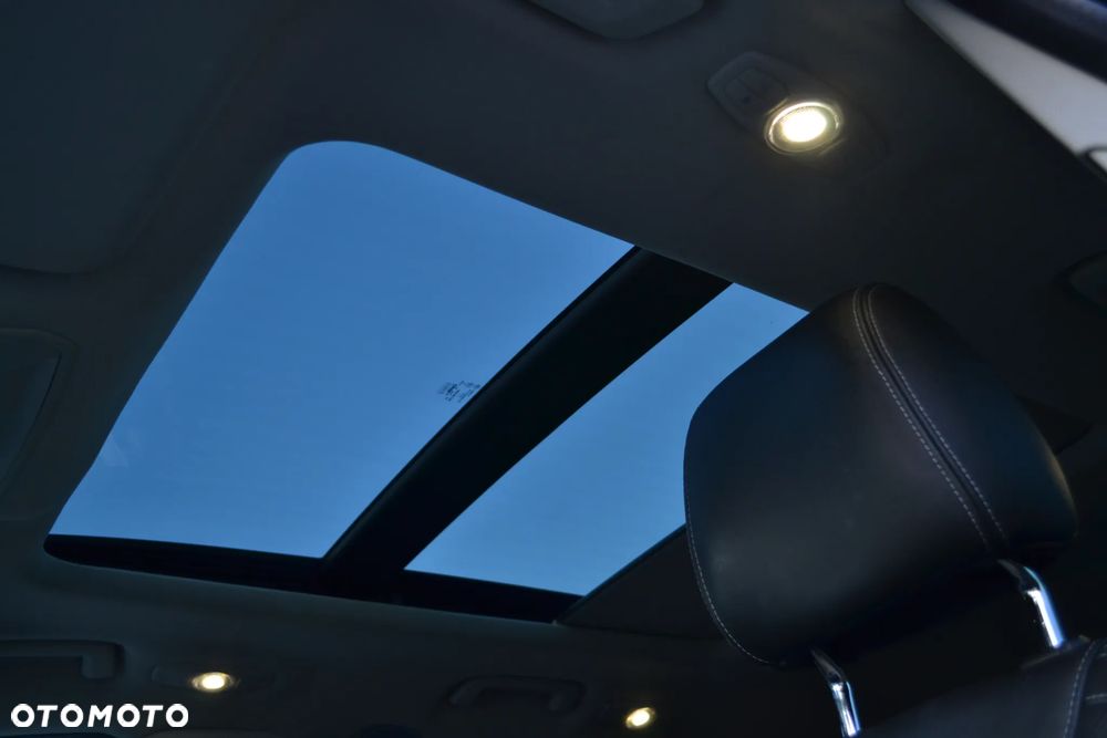 Ford Kuga 2.0 TDCi 4x4 Titanium - 30