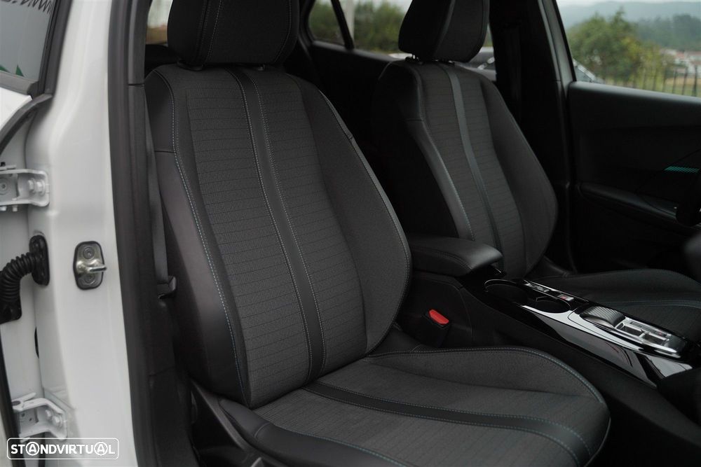 Peugeot e-2008 50 kWh Allure Pack - 34
