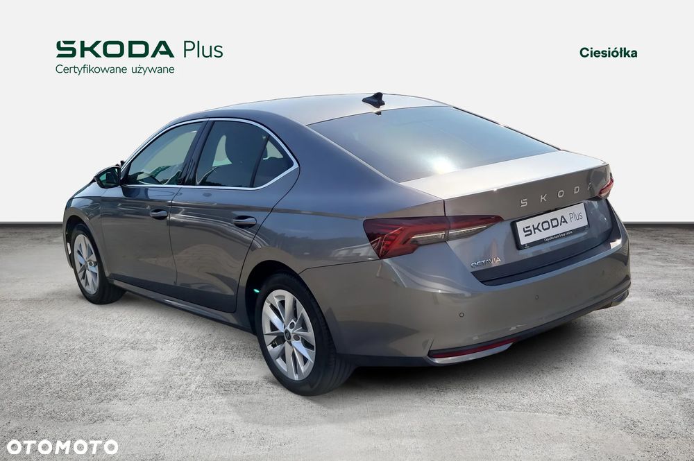 Skoda Octavia 2.0 TDI Selection DSG - 4