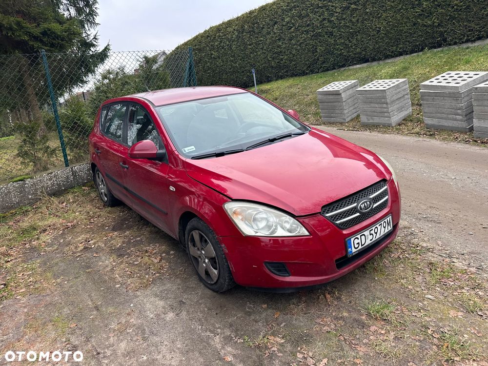 Kia Ceed 1.4 Comfort + - 2