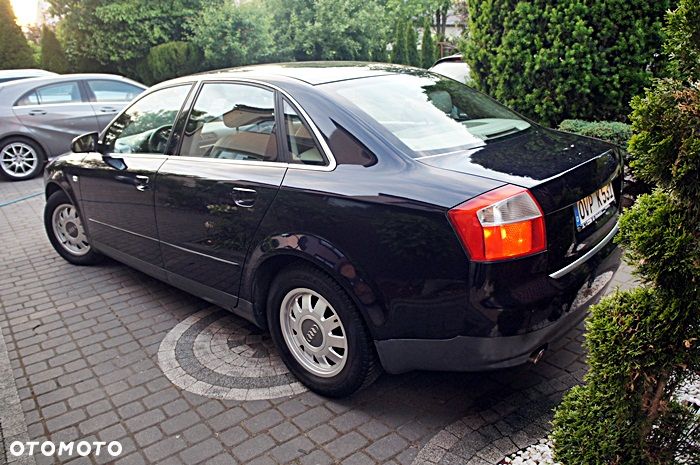 Audi A4 Limousine - 14