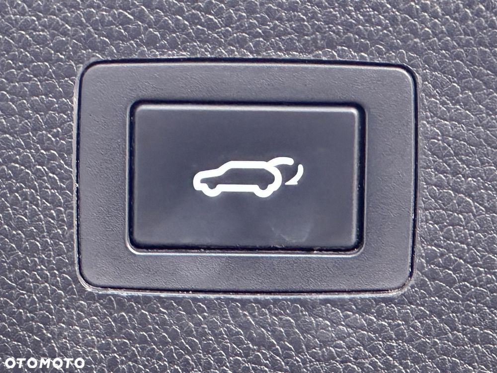 Hyundai i40 Kombi 1.7 CRDi DCT Premium - 26