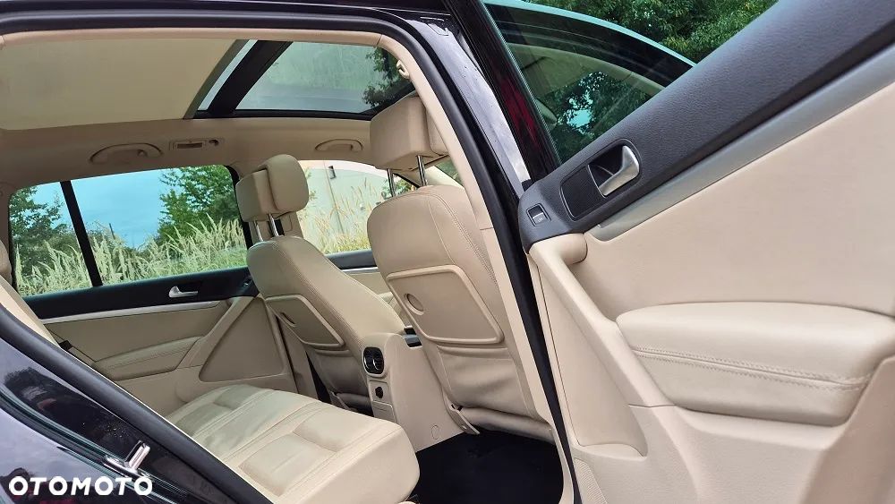 Volkswagen Tiguan 2.0 TDI 4Mot R-Style DSG - 7