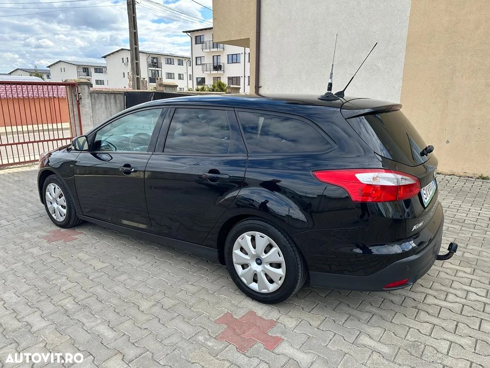 Ford Focus - 1