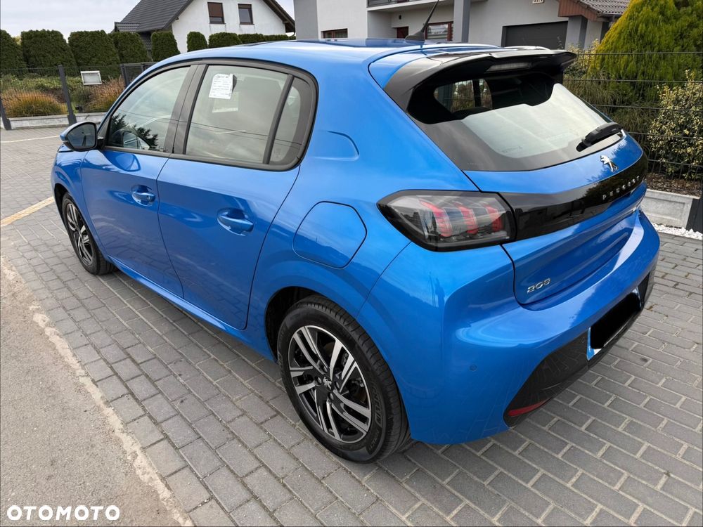 Peugeot 208 2020 photo 3