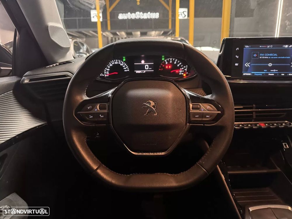 Peugeot 208 1.2 PureTech Active Pack - 17