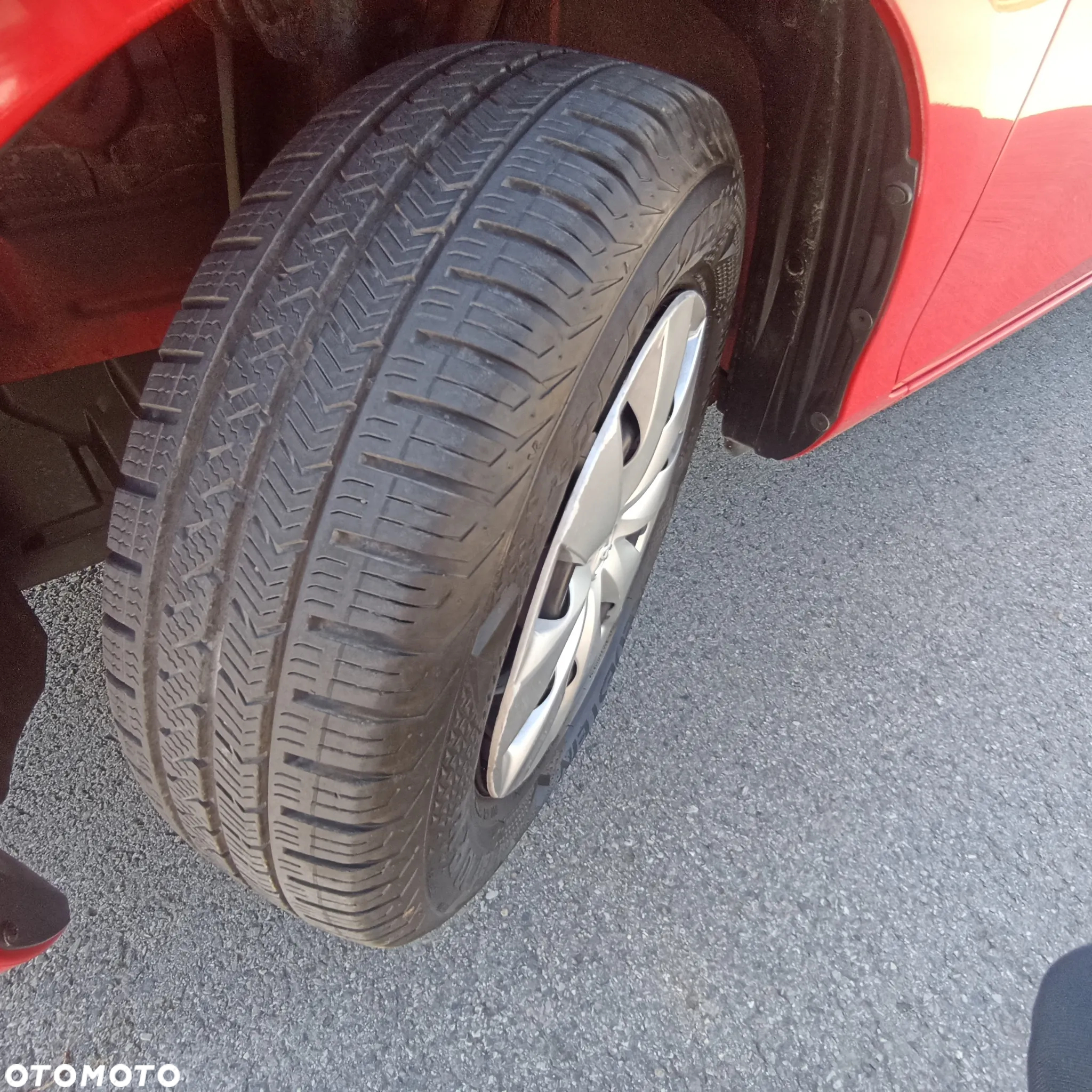 Toyota Yaris 1.0 Premium - 33