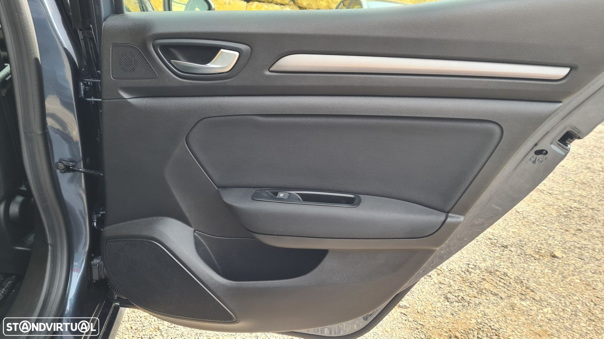 Renault Mégane 1.5 Blue dCi Intens EDC - 48