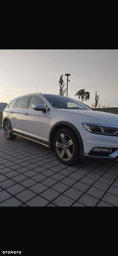 Volkswagen Passat Alltrack - 3