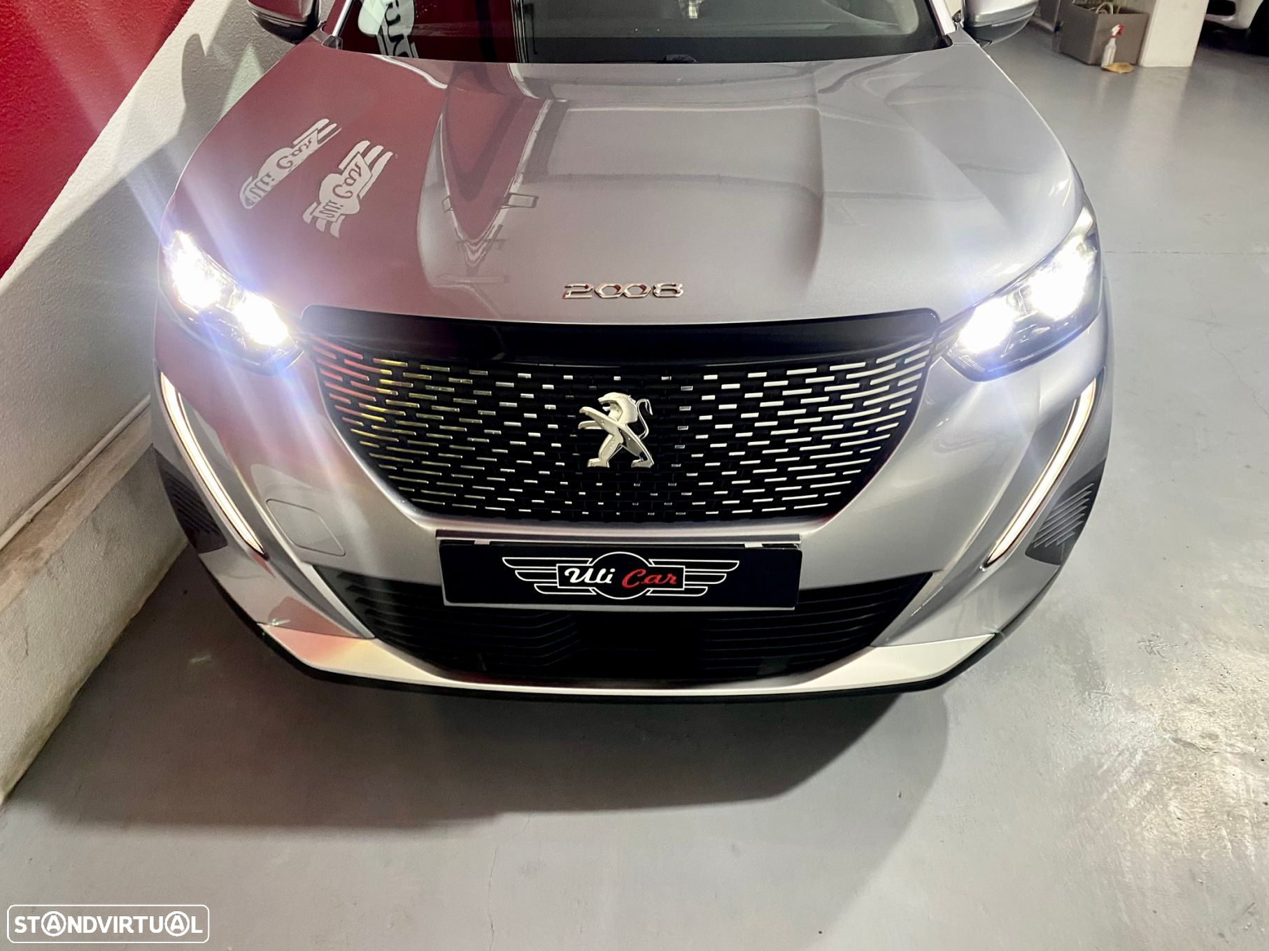 Peugeot 2008 1.2 PureTech Allure - 44
