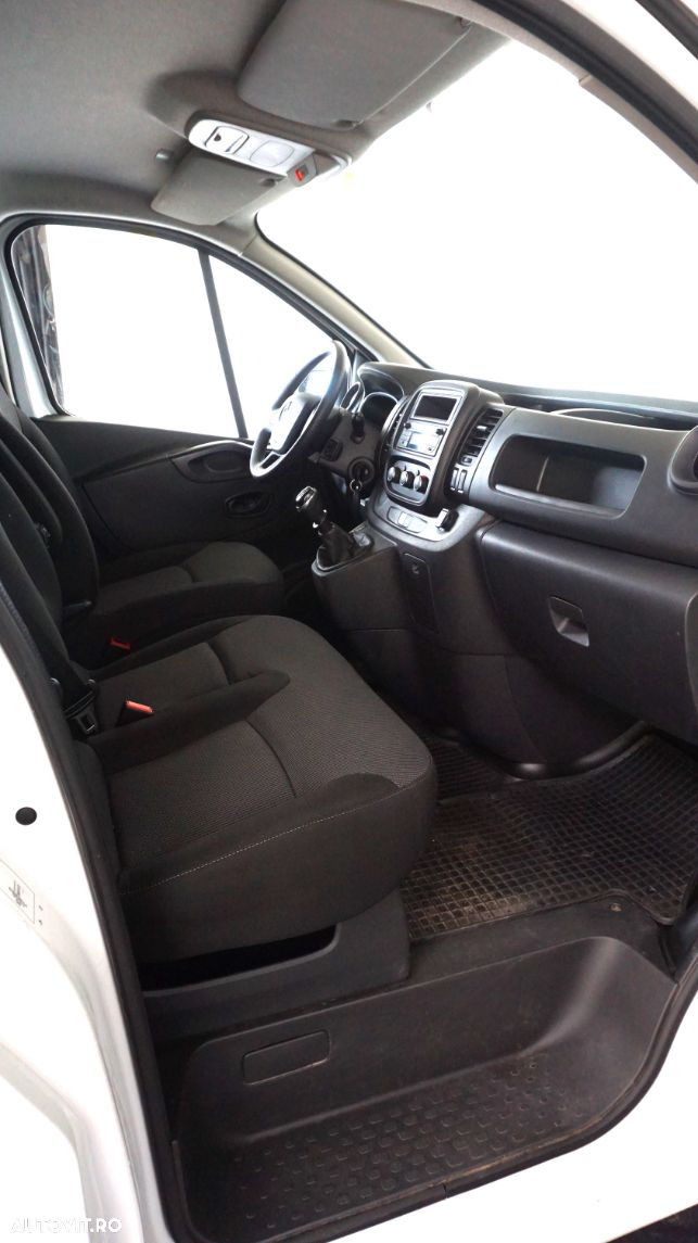 Renault trafic - 9