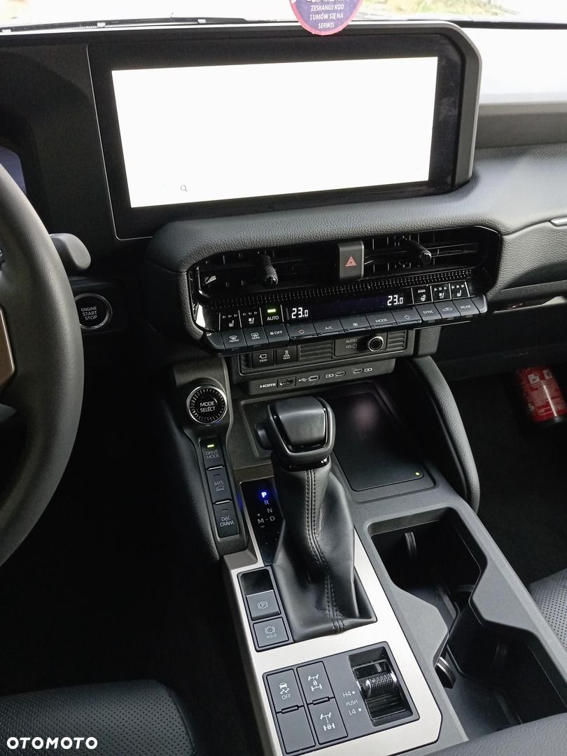 Toyota Land Cruiser LC 2.8 D-4D Invincible - 18