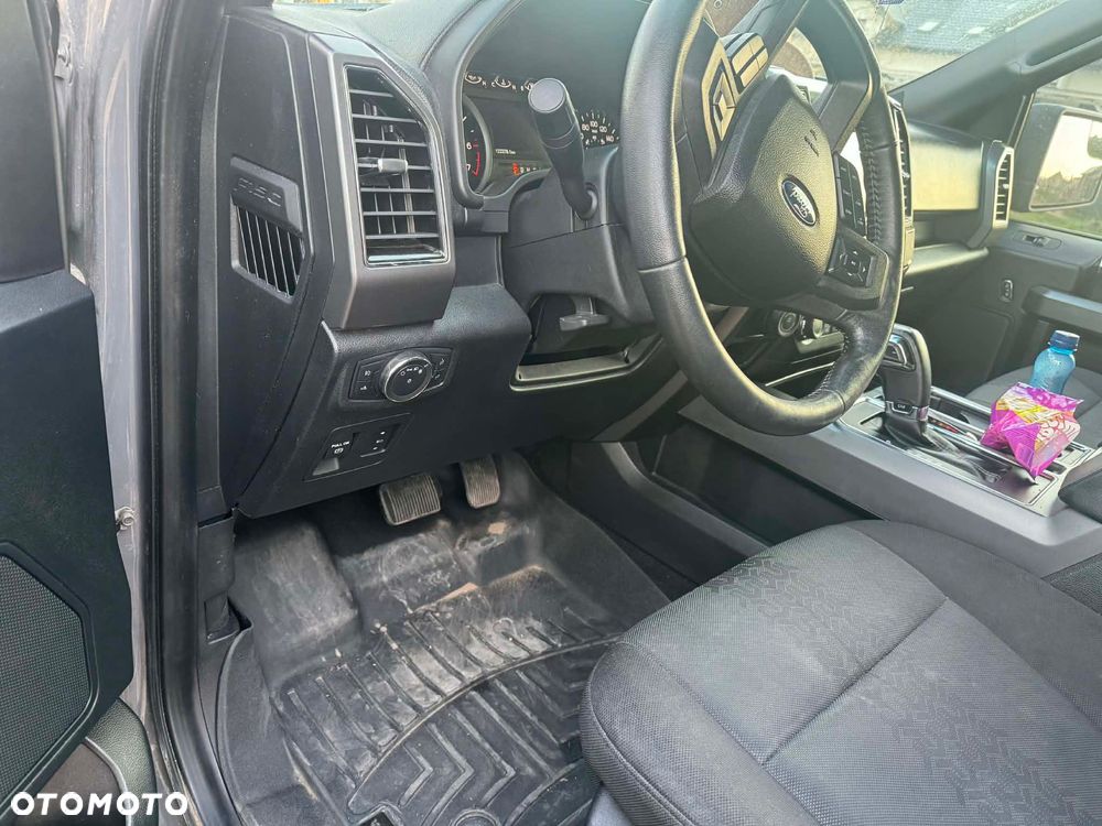 Ford F150 - 6