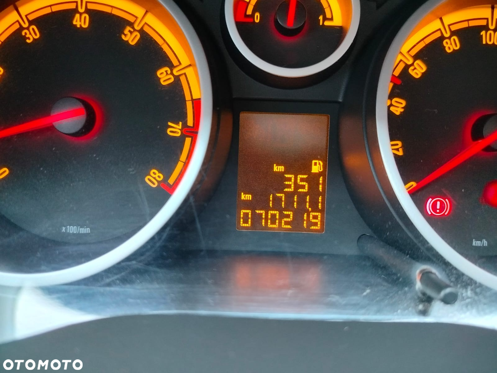Opel Corsa 1.4 16V Color Edition - 29