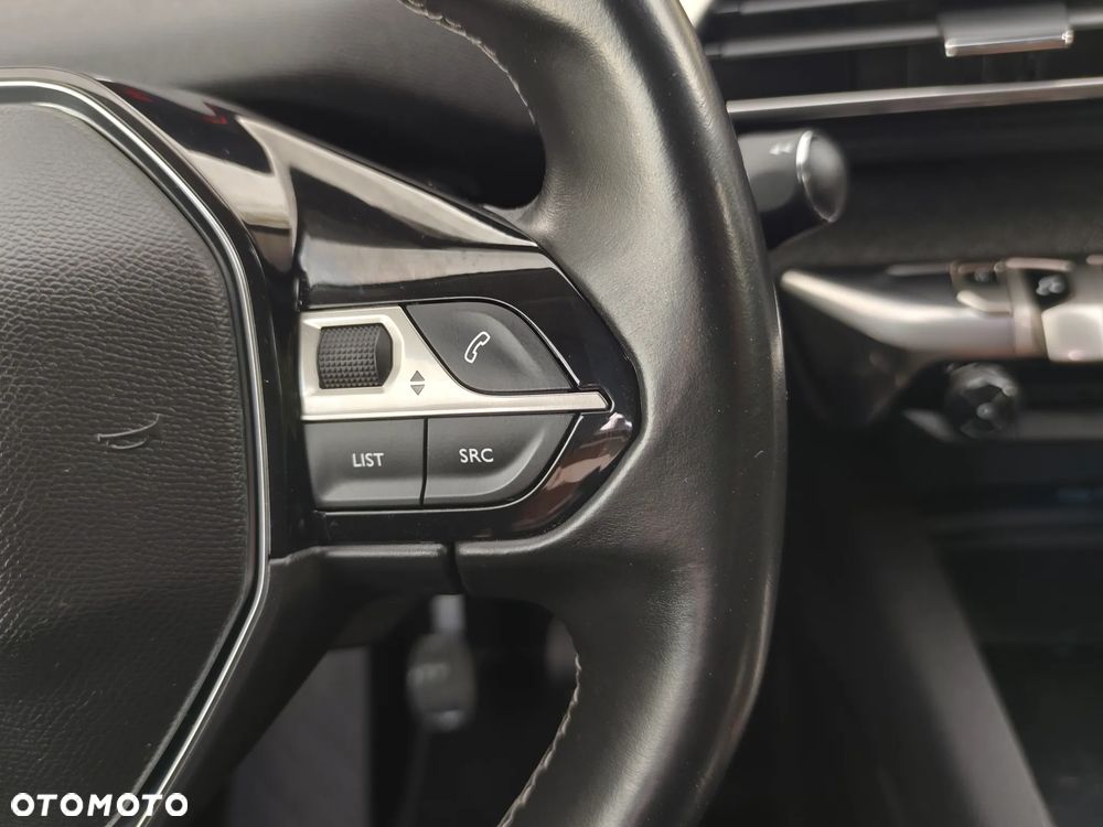 Peugeot 3008 1.6 BlueHDi Allure S&S - 31